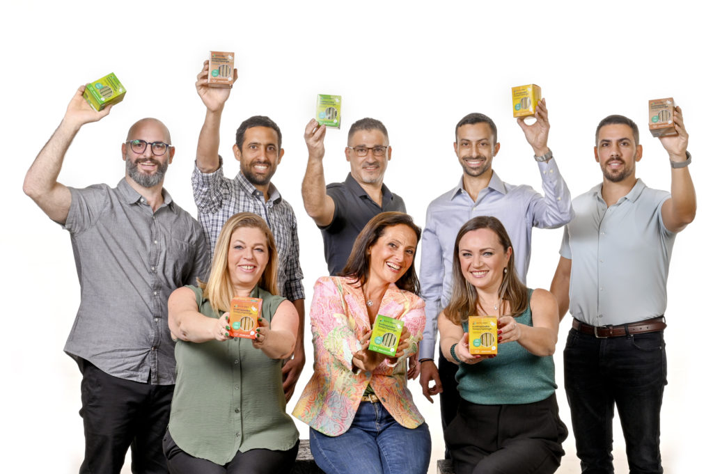 Nikita Green is dedicated to promoting hygiene and environmental sustainability